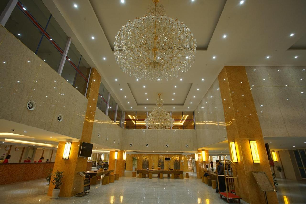 Grand Park Hotel Mandalay Exterior photo